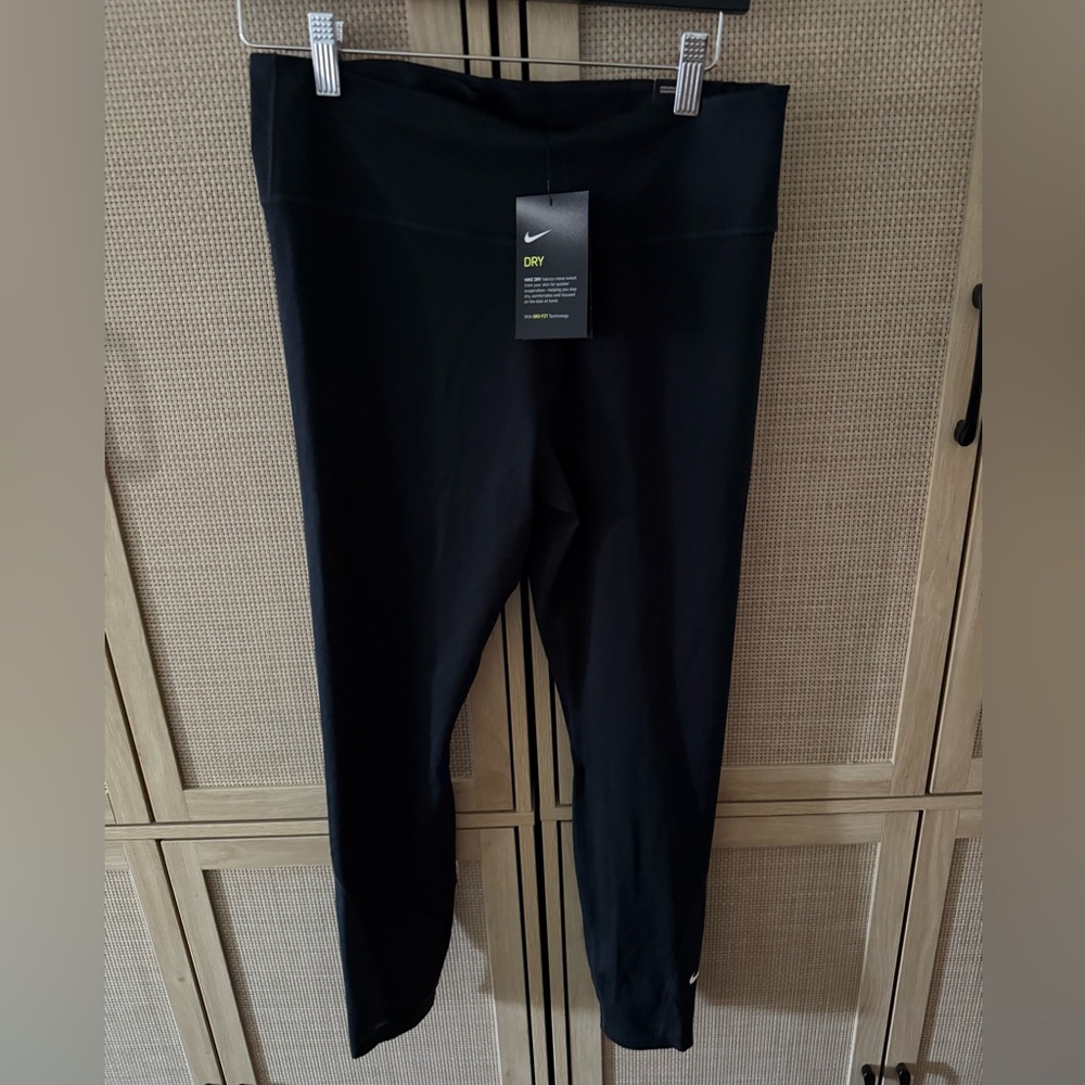 Nike Black Dri-FIT High-Rise Leggings